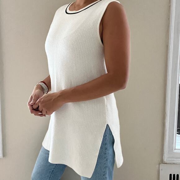 Athleta On the Town Cream with Black Trim Ribbed Knit Sweater Tunic Top Size M - Picture 13 of 16